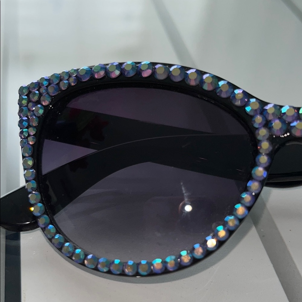 Glamorous Black and purple sequin Cat-Eye Sunglasses